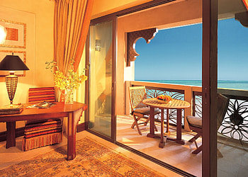 Hotel Room with a View...., sea, room, tropical, hotel, paradise, suite, retreat, balcony, tranquil, apartment, holiday, view, spa, resort, ocean HD wallpaper