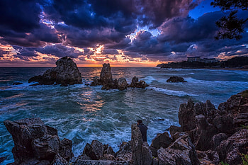 Balance, sea, hotel, rocks, beauty, waves, clouds, sky, nature, ocean HD wallpaper