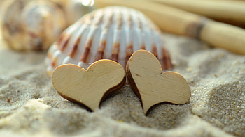 I love summer, summer, shell, sand, couple, card, heart, beach HD wallpaper