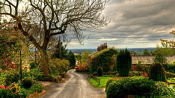 English village, que cottages, Countryside tranquility, Historic charm HD wallpaper