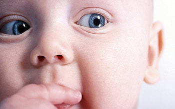 baby, fear, cry HD wallpaper