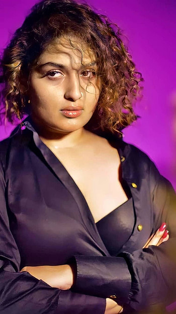 Prayaga Martin, mallu aunty HD phone wallpaper