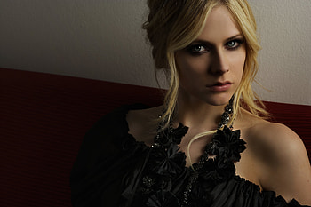 Avril Lavinge Beauty, avril-lavinge, singer, music, girls HD wallpaper
