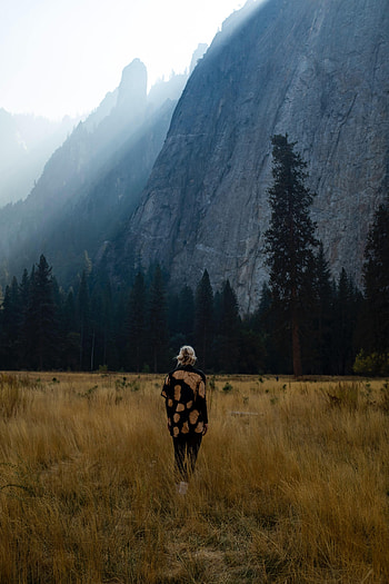 Nature, Grass, Mountains, Miscellanea, Miscellaneous, Girl, Loneliness HD phone wallpaper
