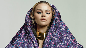Selena Gomez Vogue Singapore 2021, selena-gomez, music, hoot, celebrities, girls HD wallpaper