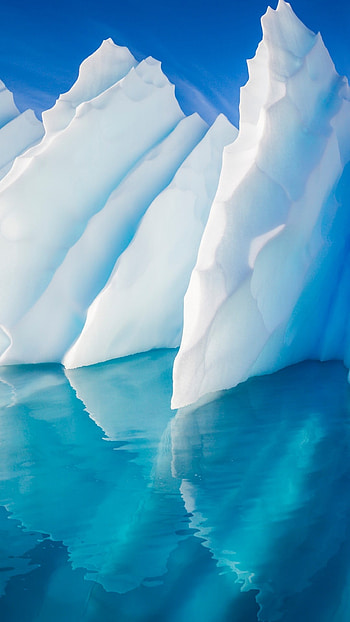 Iceberg in paradise harbor, Antarctic Peninsula, Windows 10 spotlight HD phone wallpaper