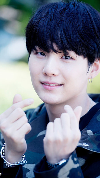 Suga, Suga Bts Korean Singer HD phone wallpaper