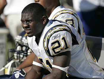 Life and career, Complete story, LaDainian Tomlinson HD wallpaper
