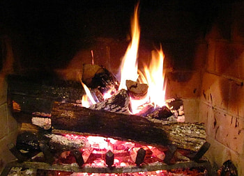 Come Warm Your Toes, winter, embers, hearth, fall, flame, fireplace, autumn, nature, fire HD wallpaper