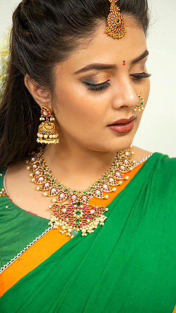 Sreemukhi, telugu actress, anchor HD phone wallpaper