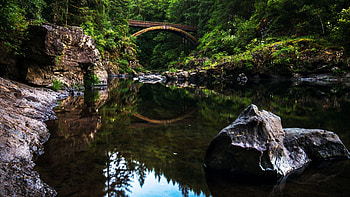 Lewis River, Yacolt, Moulton Falls Regional Park, Washington, water, reflections, bridge, trees, forest, usa HD wallpaper