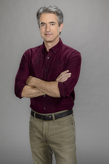 Christmas Train, Dermot Mulroney, Dermot Mulroney HD phone wallpaper