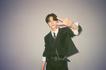 HJ artist of the month, hyunjin, stray kids, artist of the month HD wallpaper