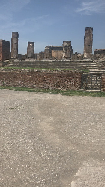 Pompeii and Herculaneum, Ancient ruins, Italian history, Leisure travel HD phone wallpaper