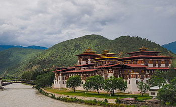 Travel to Bhutan, Essential guide, Insider tips, Must-know information HD wallpaper