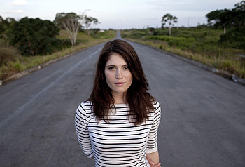 Gemma Arterton, brunette, outdoor, actress HD wallpaper