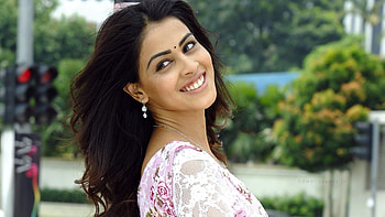 Genelia Deshmukh, Bollywood HD wallpaper