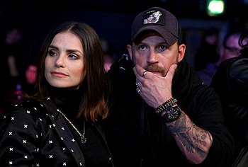 Charlotte Riley, Tom Hardy's wife, car accident, house HD wallpaper