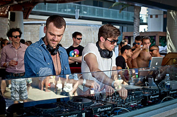 The Chainsmokers, Music poster, Chainsmokers logo HD wallpaper