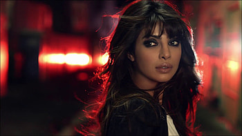 Priyanka Chopra HD wallpaper