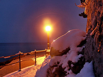 winter in Opatija, lungo mare, winter, night, adriatic sea, light, snow, opatija, croatia HD wallpaper