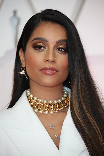 Lilly Singh, Celebrity style, Fashion outfits, Celebmafia HD phone wallpaper