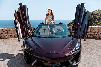 Talia Mint Posing with a McLaren, bikini, model, car, mclaren HD wallpaper