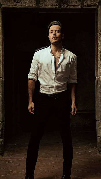 José madero, head, dress_shirt, music HD phone wallpaper