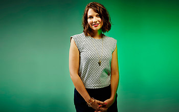 Lauren Cohan HD wallpaper