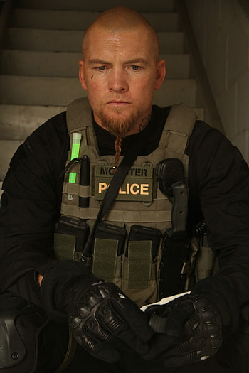 Sam Worthington, Sam Worthington sabotage, Sam Worthington, Sabotage HD phone wallpaper