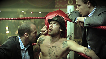Snatch film, Intense action, Dynamic storytelling, Stunning visuals HD wallpaper