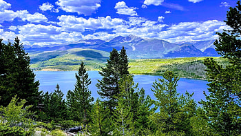 Sapphire Point Overlook, Dillon, Colorado, hills, trees, clouds, landscape, sky, mountains, usa HD wallpaper