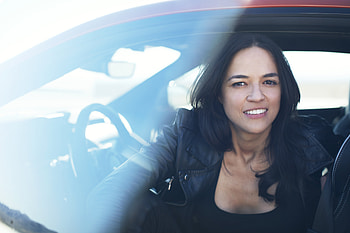 Michelle Rodriguez , michelle-rodriguez, jaguar, cars, celebrities, girls, actress HD wallpaper