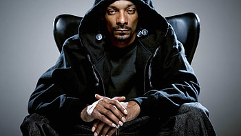 Snoop Dogg, Iconic rapper, High-definition artwork, Visual masterpiece HD wallpaper