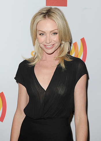 Ellen DeGeneres, Portia de Rossi, Celebs, 2019 HD phone wallpaper