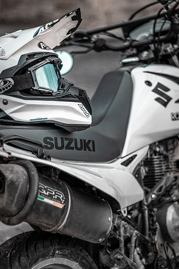 Motorcycles, Suzuki, Helmet, Motorcycle, Bike HD phone wallpaper