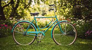 Charming Bicycle in Ultra, bicycle, nature, garden, vintage HD wallpaper