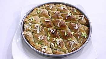 Delectable delight, Traditional recipe, Flavorful indulgence, Cooking inspiration HD wallpaper
