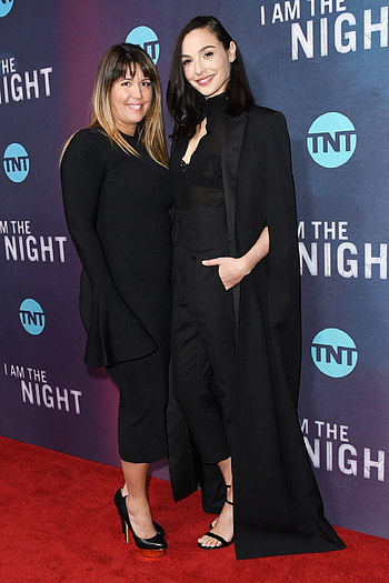 Patty Jenkins, Gal Gadot, Cleopatra biopic, RetEam partnership HD phone wallpaper