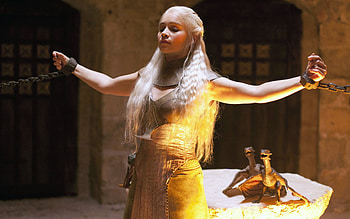 Daenerys Targaryen In Game Of Thrones , tv-shows, game-of-thrones, emilia-clarke HD wallpaper