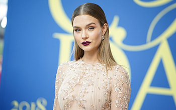 Victoria's Secret models, Mesmerizing poses, Stunning beauty, Fashion graphy HD wallpaper