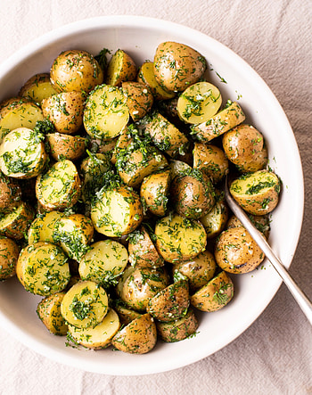 Ukrainian culinary gem, Dill-infused potatoes, Traditional recipe, Flavourful delicacy HD phone wallpaper