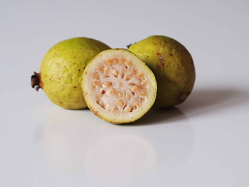 Soft guava, Baby's taste buds, Gentle food, Solid starts HD wallpaper