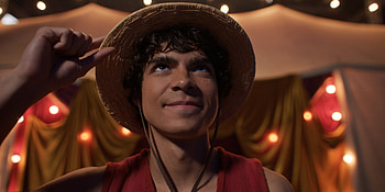 Straw Hat Luffy — One Piece (Live-Action), TV Show, One Piece (Live Action), Monkey D. Luffy HD wallpaper