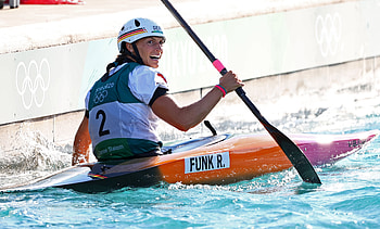 Ricarda Funk, Canoeing HD wallpaper