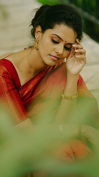 Swathistha, tamil actress, saree lover HD phone wallpaper