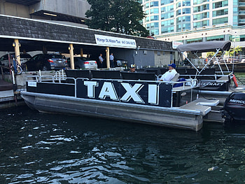 Water taxis, Toronto HD wallpaper