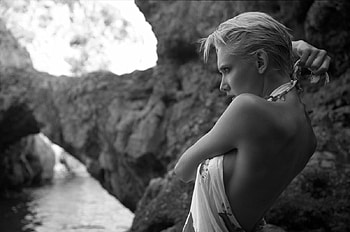 Hot babe, model, black and white, hot, cute, posing, people HD wallpaper