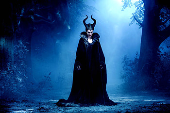 Maleficent movie , Dark fantasy, Striking visuals, Stunning art HD wallpaper
