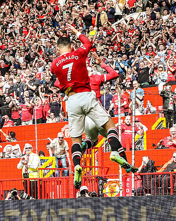 Cristiano Ronaldo, Cristiano_Ronaldo, Manchester_United, Celebration, Manchester, CR7, Football, Siu, ManU HD phone wallpaper